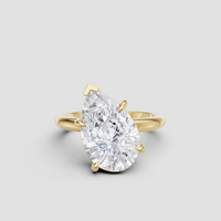 Modern Pear-Cut Diamond Solitaire Engagement Ring – 14k Yellow Gold with V-Prong